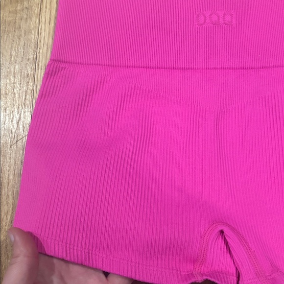 OQQ Ribbed Shorts - Picture 5 of 6